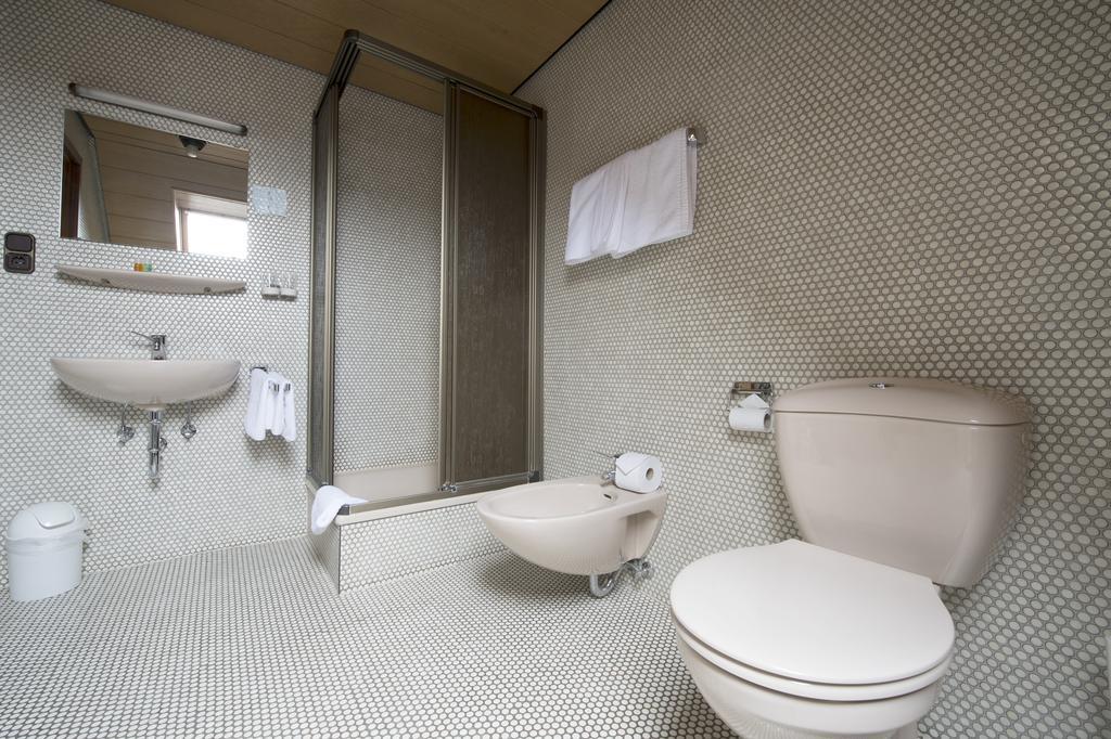 Hotel Continental Saarbrücken Værelse billede