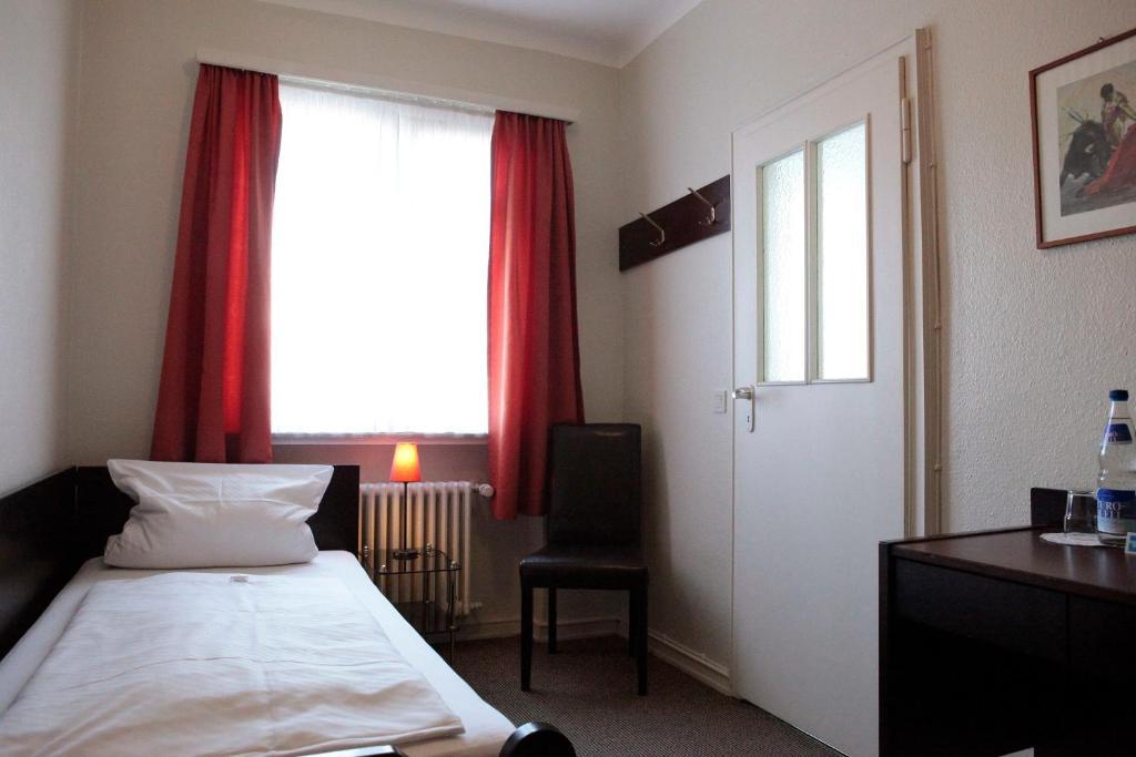 Hotel Continental Saarbrücken Værelse billede